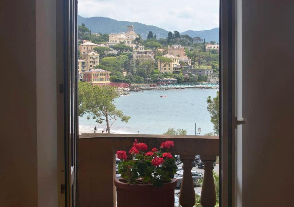 Caprera Flexyrent No Air Conditioning - Seafront Santa Margherita Ligure Exteriör bild